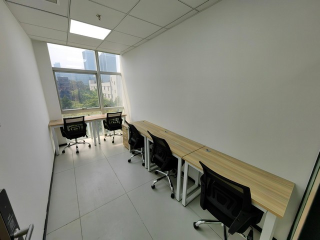 杭州低能耗重载无轨龙门吊